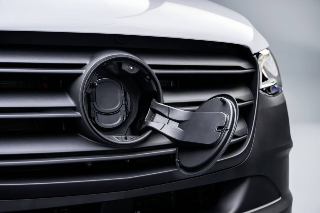 Nový Mercedes-Benz eSprinter s dojazdom 440 km