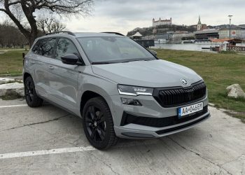 Škoda Karoq Sportline – Elegantné SUV so športovým nádychom