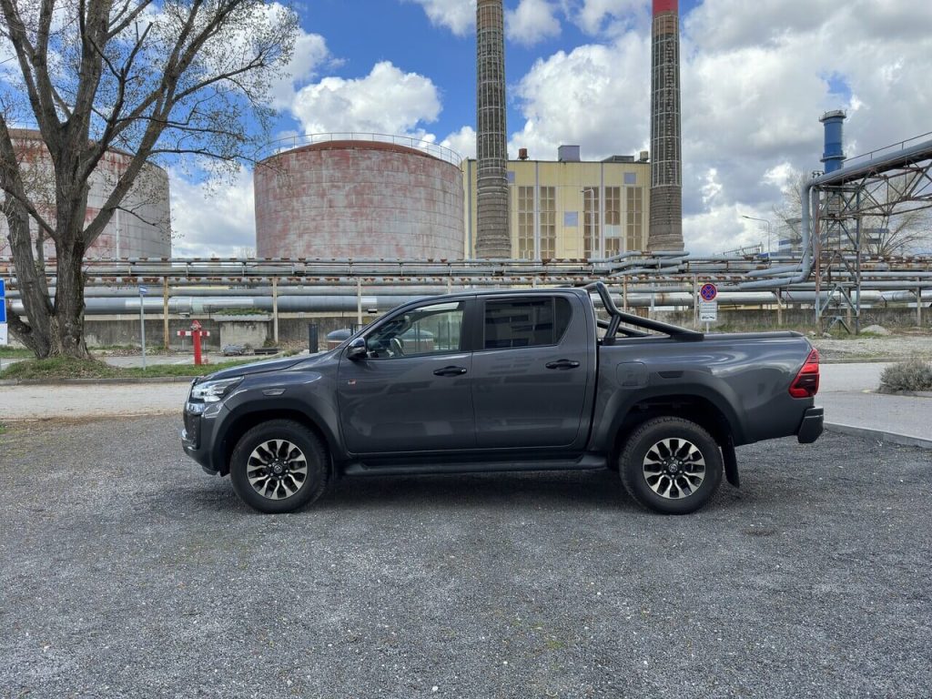 Toyota Hilux - inšpirovaná Dakarom, stvorená pre dobrodružstvo