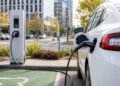 Slovensko elektromobily vyrába, domáci dopyt však zaostáva