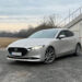 Mazda 3 Sedan – dokonalé splynutie vodiča s vozovkou