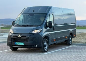 Peugeot e-Boxer – veľká elektrická dodávka nielen na krátke trasy
