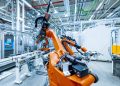 Mercedes-Benz spúšťa veľkosériovú výrobu elektromotora